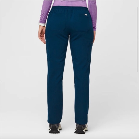 Figs Yola scrub pants - Picture 4 of 7